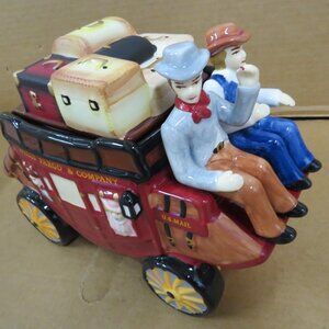 2016 Wells Fargo Ceramic Stagecoach Cookie Jar NOS IOB